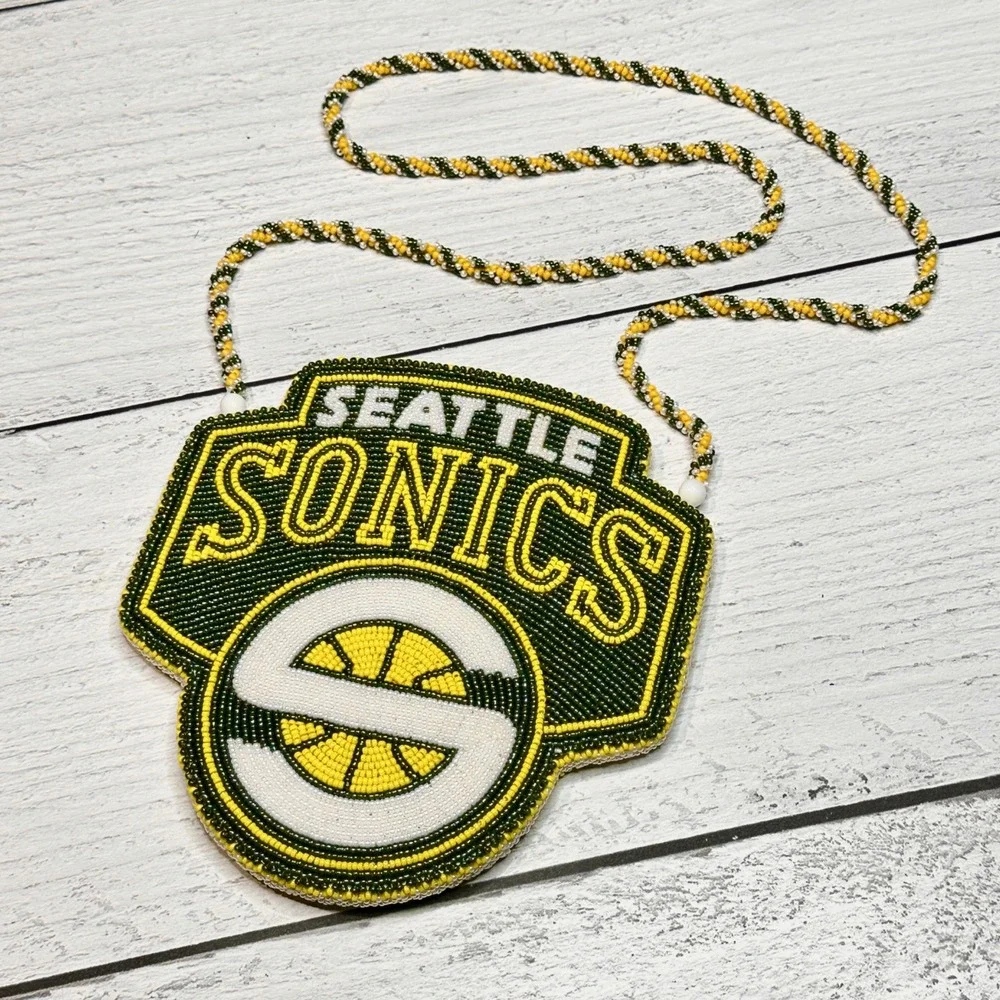 Handmade Seattle Sonics Beaded‎ Pendant Necklace Green Yellow White Native Made